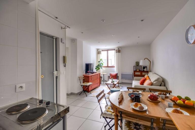 Guestready - Bel Apt A 6 Min Du Metro Gare Du Nord Paris Exterior photo