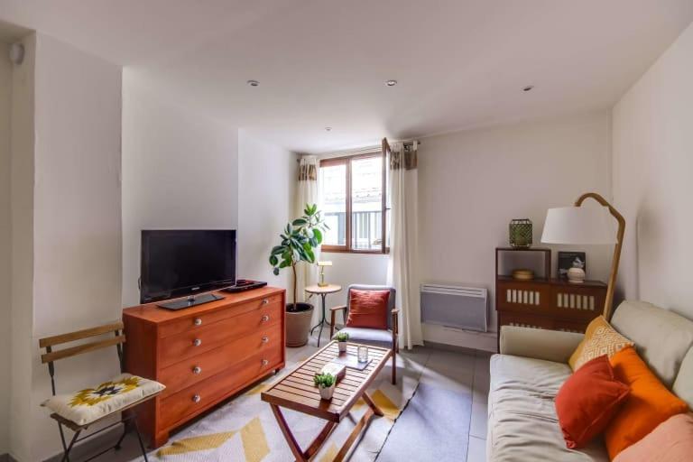 Guestready - Bel Apt A 6 Min Du Metro Gare Du Nord Paris Exterior photo